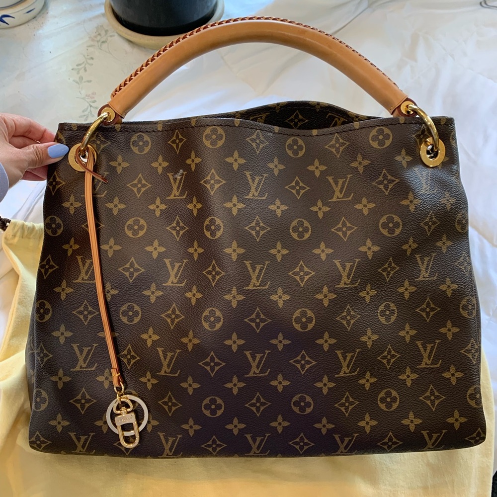Louis Vuitton Artsy MM Monogram